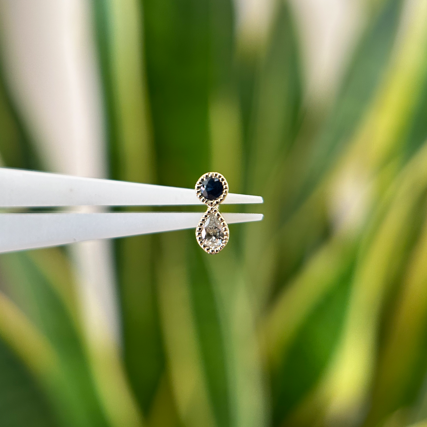 Gemstone Dewdrop Threaded End